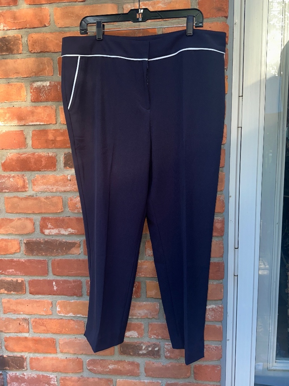 T by Talbots ~ Ankle Length Golf Pants ~ 16
